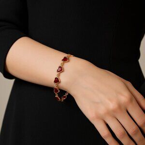 9 Inch Adjustable Red Heart Charm Bracelet Gold Tone Chain New